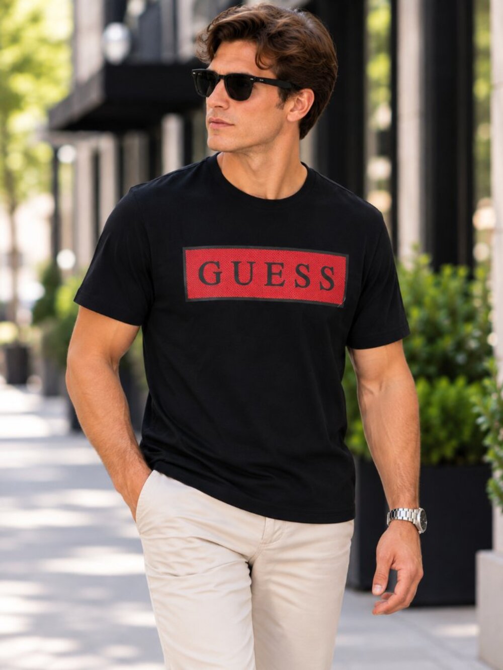 GUESS Men’s Loud Logo Crew Neck T-Shirt Black Red Size M NWT